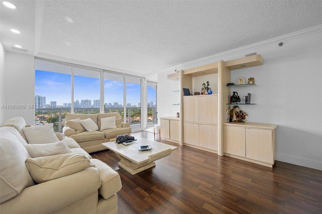 3598 Yacht Club Dr 1204, Aventura, FL 33180