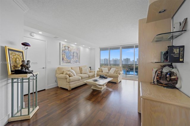 3598 Yacht Club Dr 1204, Aventura, FL 33180