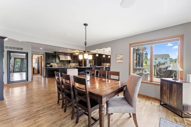 2400 Jennifer Lane, Shakopee, MN 55379