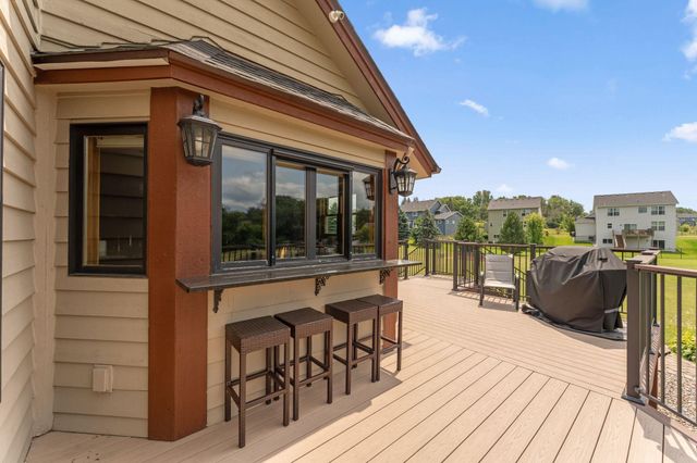 2400 Jennifer Lane, Shakopee, MN 55379