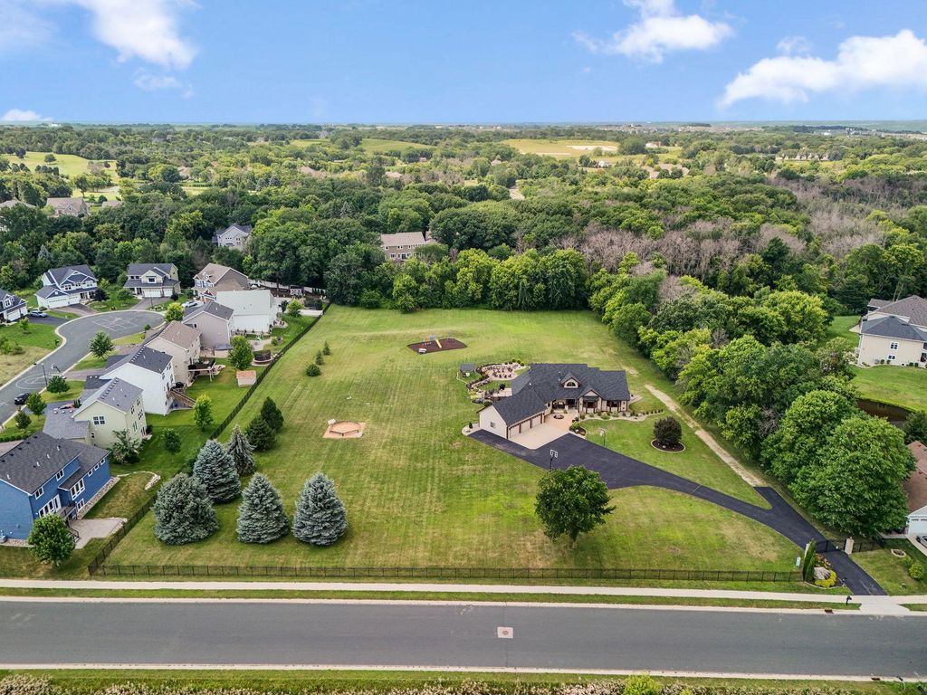 2400 Jennifer Lane, Shakopee, MN 55379 — photo 4