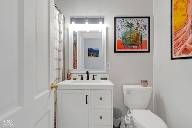 1002 N New Jersey Street, Indianapolis, IN 46202