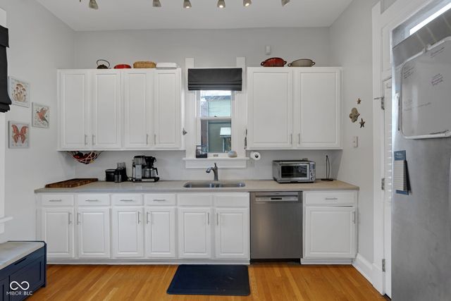 1002 N New Jersey Street, Indianapolis, IN 46202