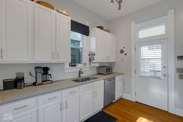 1002 N New Jersey Street, Indianapolis, IN 46202