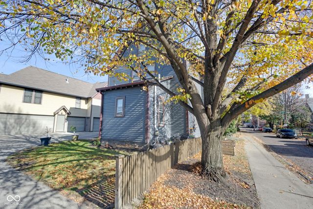 1002 N New Jersey Street, Indianapolis, IN 46202