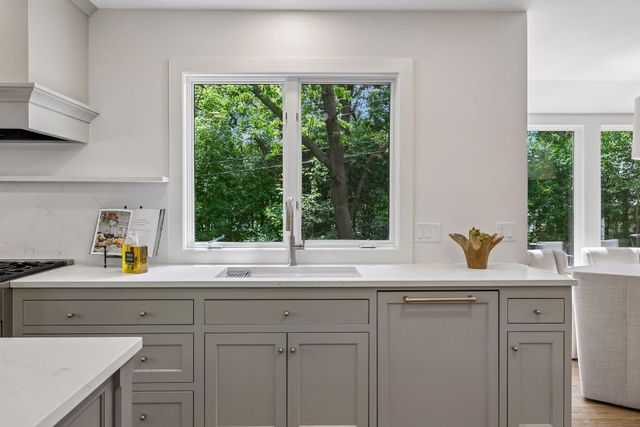 5804 Schaefer Road, Edina, MN 55436