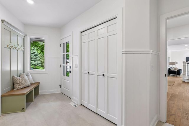 5804 Schaefer Road, Edina, MN 55436