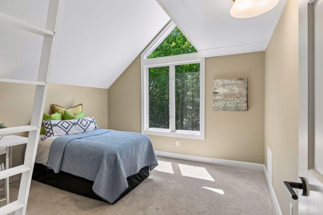 5804 Schaefer Road, Edina, MN 55436