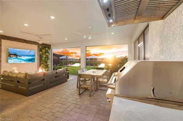 15653 Triesta Ln, Naples, FL 34114