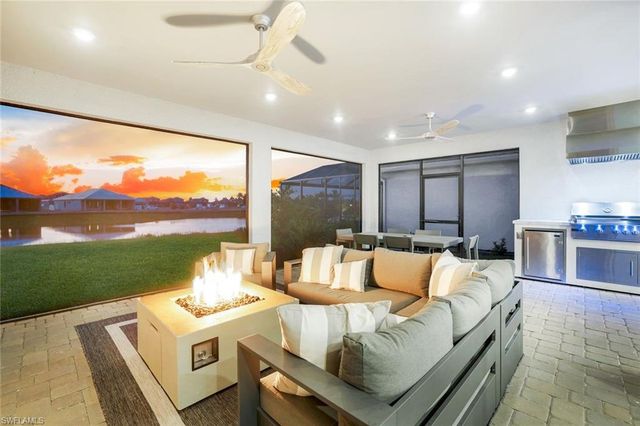 15653 Triesta Ln, Naples, FL 34114