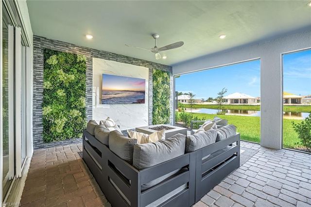 15653 Triesta Ln, Naples, FL 34114