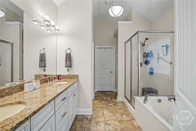 10 Bluegrass Lane, Savannah, GA 31405