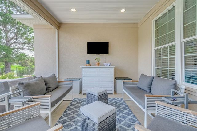 10 Bluegrass Lane, Savannah, GA 31405