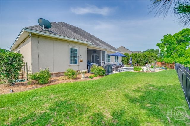 10 Bluegrass Lane, Savannah, GA 31405