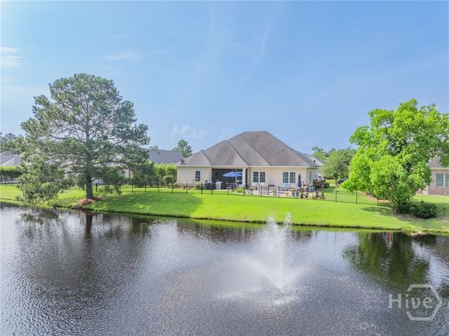 10 Bluegrass Lane, Savannah, GA 31405