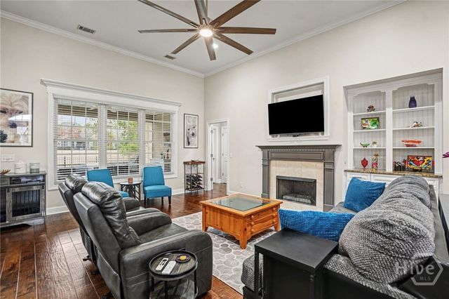 10 Bluegrass Lane, Savannah, GA 31405