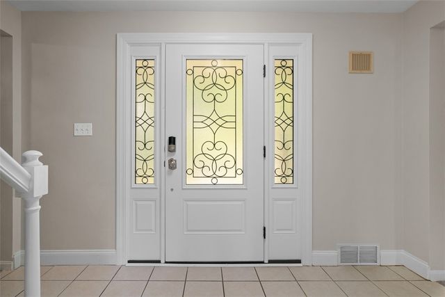 2007 Garrick Drive, Churchill Boro, PA 15235