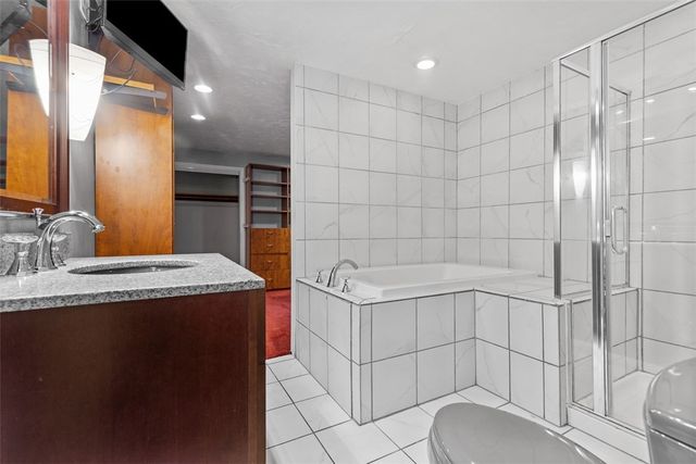 2007 Garrick Drive, Churchill Boro, PA 15235