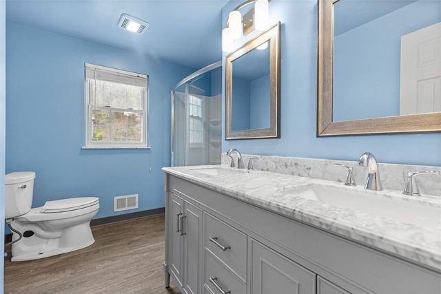 2007 Garrick Drive, Churchill Boro, PA 15235