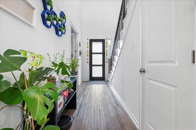 209 Terra Manor TRL, Georgetown, TX 78628