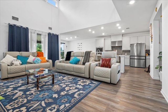 209 Terra Manor TRL, Georgetown, TX 78628