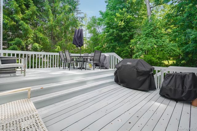 3 Lewiston Court, Briarcliff Manor, NY 10510