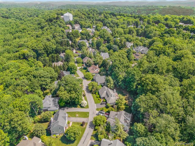 3 Lewiston Court, Briarcliff Manor, NY 10510