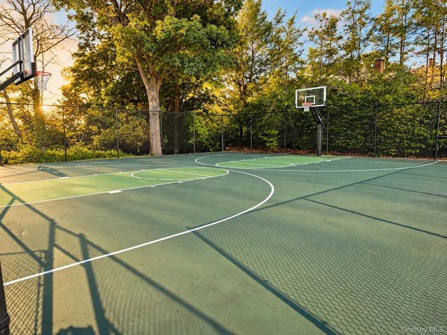 3 Lewiston Court, Briarcliff Manor, NY 10510