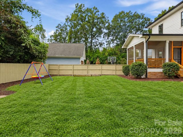 2818 Florida Avenue, Charlotte, NC 28205