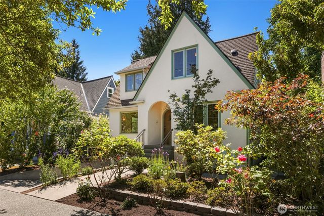 7515 Mary Avenue NW, Seattle, WA 98117