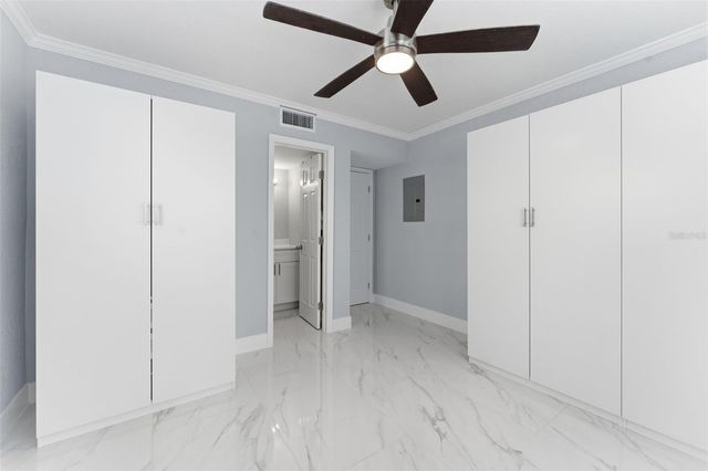 220 126TH AVENUE 1, Treasure Island, FL 33706