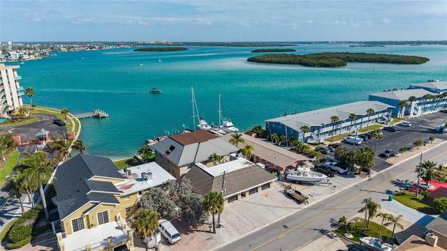 220 126TH AVENUE 1, Treasure Island, FL 33706