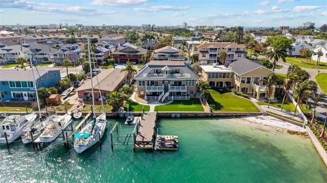 220 126TH AVENUE 1, Treasure Island, FL 33706