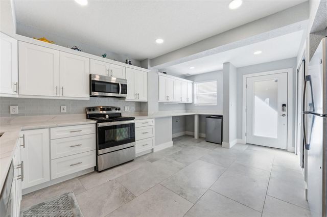 220 126TH AVENUE 1, Treasure Island, FL 33706