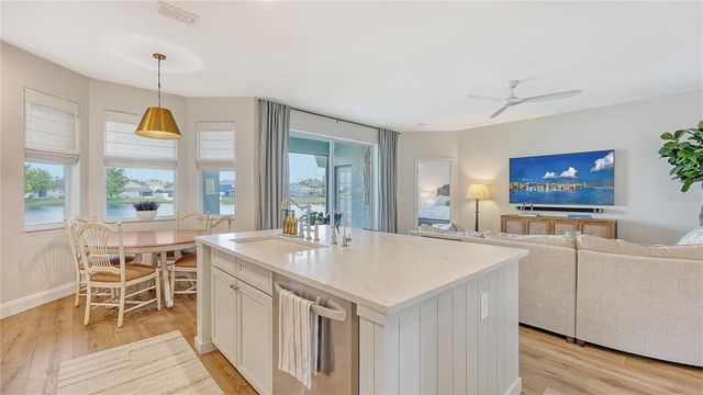 5011 60TH DRIVE E, Bradenton, FL 34203