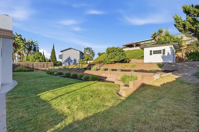 6375 Primrose Drive, La Mesa, CA 91942