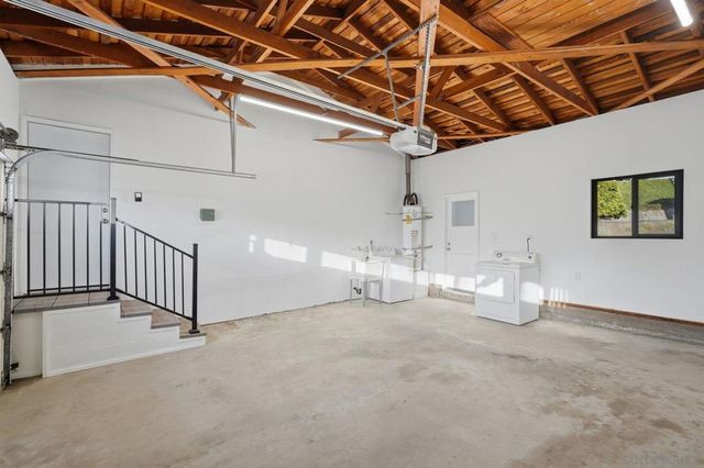 6375 Primrose Drive, La Mesa, CA 91942