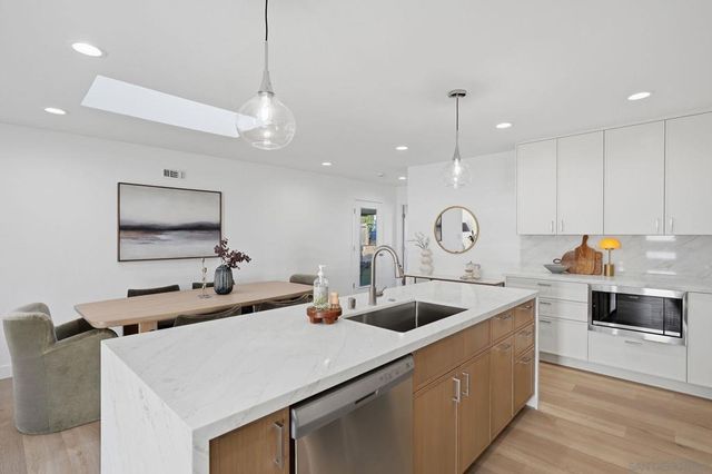6375 Primrose Drive, La Mesa, CA 91942