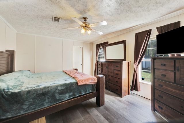 278 Tiger Lily Lane, Defuniak Springs, FL 32433