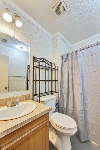 278 Tiger Lily Lane, Defuniak Springs, FL 32433