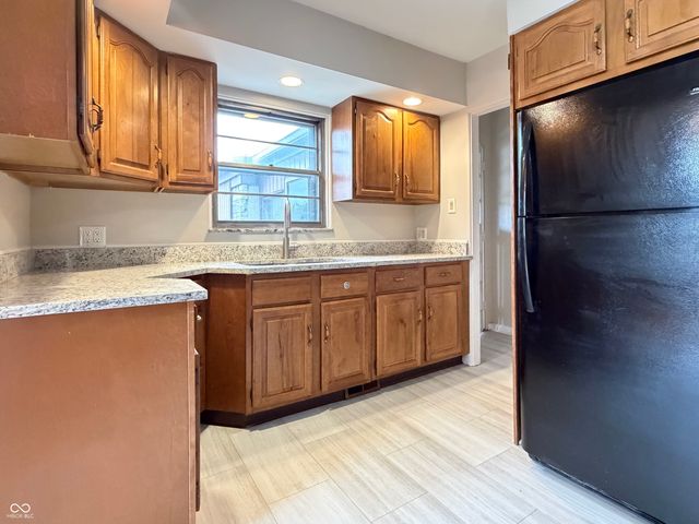 5430 E 11th Street, Indianapolis, IN 46219