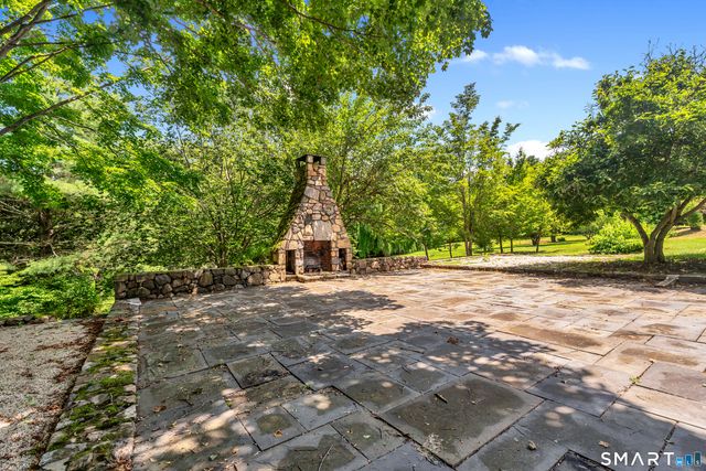 286 Black Rock Turnpike, Redding, CT 06896