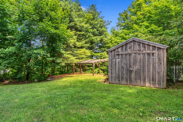 286 Black Rock Turnpike, Redding, CT 06896
