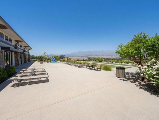 367 Shining Rock, Beaumont, CA 92223