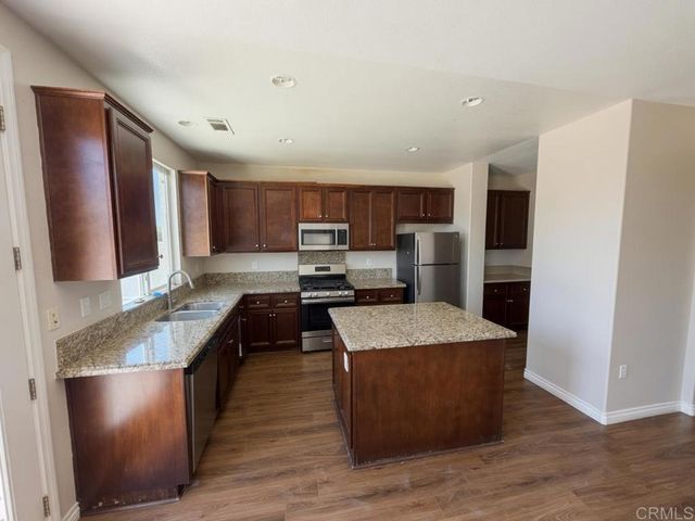 367 Shining Rock, Beaumont, CA 92223