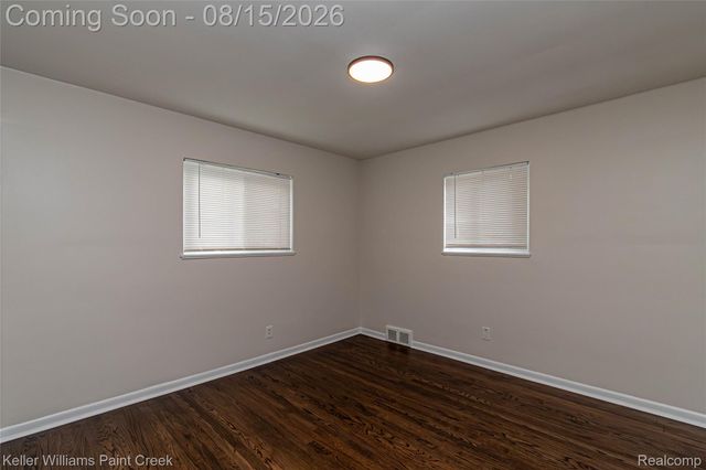 24876 Dale Avenue, Eastpointe, MI 48021