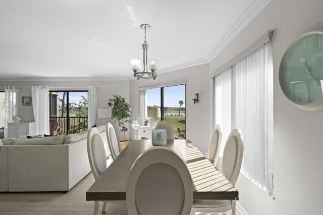 233 NE Edgewater Drive 104, Hutchinson Island, FL 34996