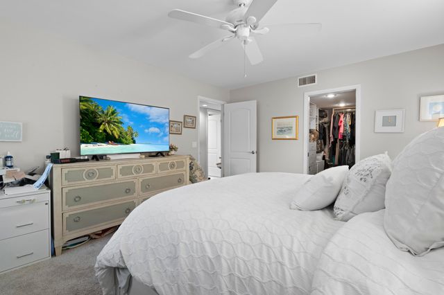 233 NE Edgewater Drive 104, Hutchinson Island, FL 34996