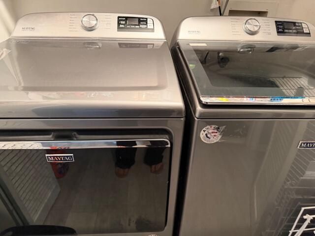 233 NE Edgewater Drive 104, Hutchinson Island, FL 34996