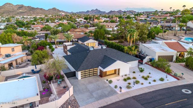 1955 E GREENWAY Road, Phoenix, AZ 85022